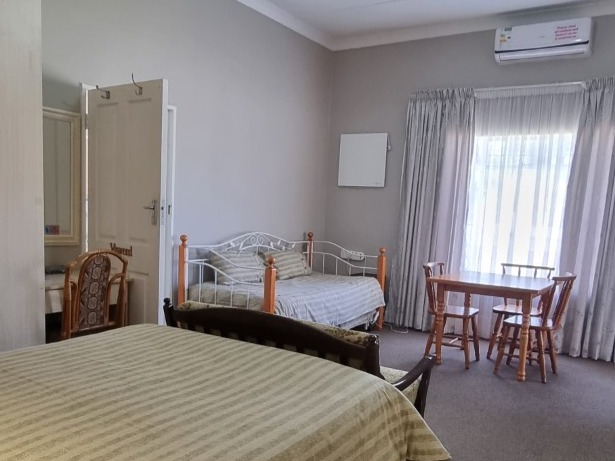 5 Bedroom Property for Sale in Parys Free State